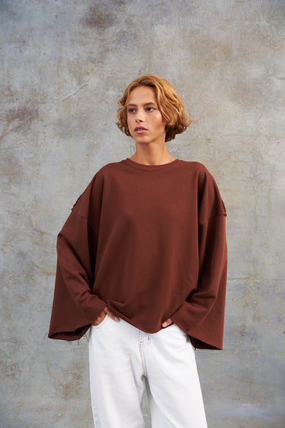 Buzo Oversize Abertura Espalda