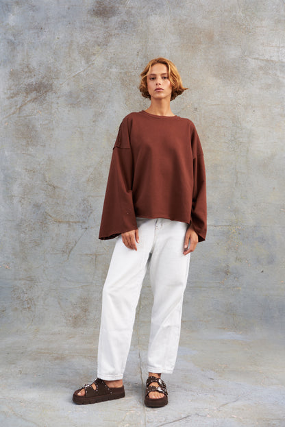 Buzo Oversize Abertura Espalda