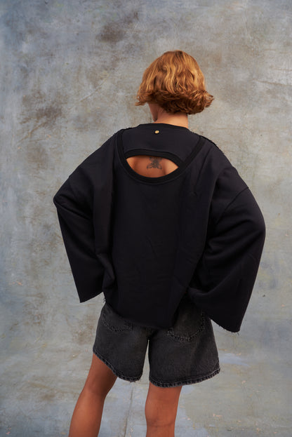 Buzo Oversize Abertura Espalda