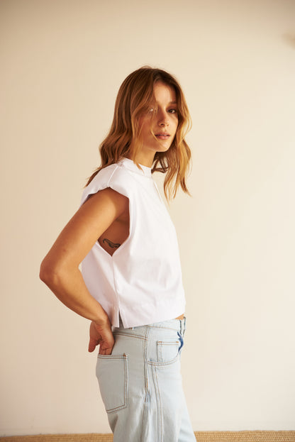 Camiseta Boxy Hombreras - R O P A J E   -