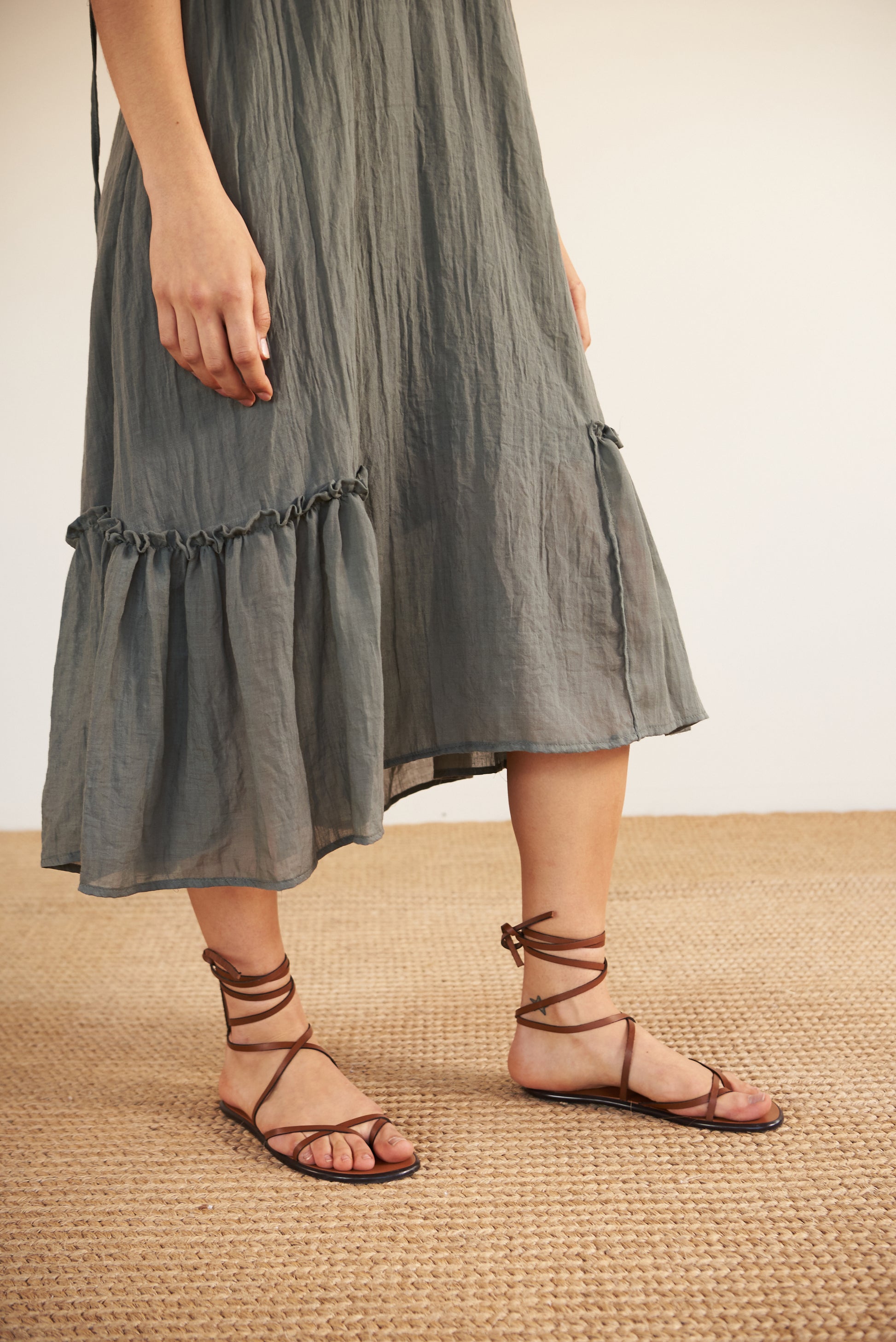 Vestido Largo Cut Out - R O P A J E   --